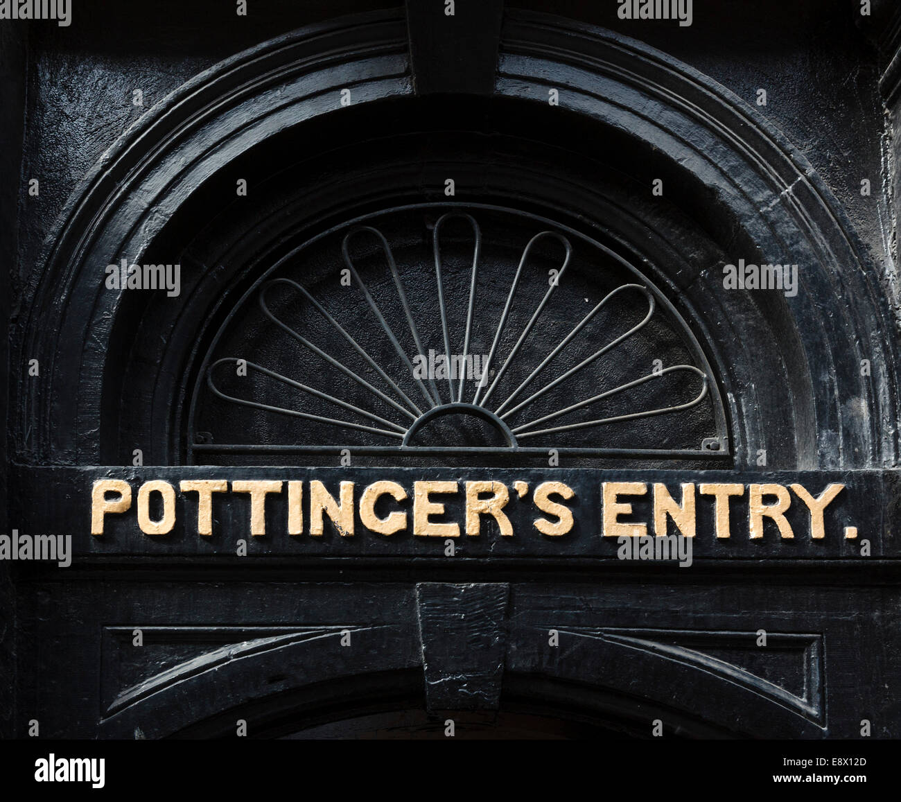 Pottinger's Entry, one of the historic narrow passageways between High St and Ann St, Belfast, Northern Ireland, UK Stock Photo