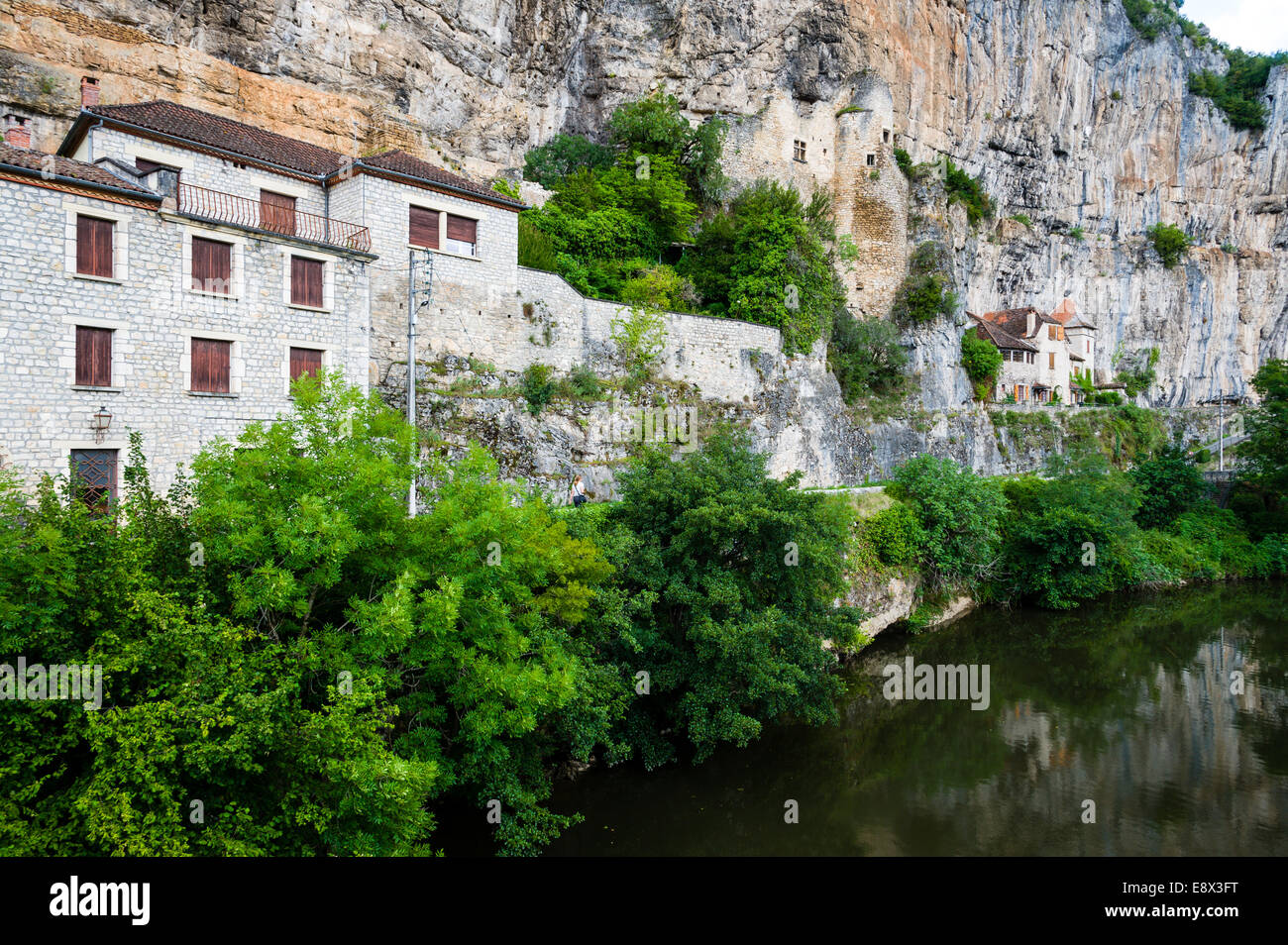 France, Cabrerets. Village at the foot of the Rochecourbe cliffs Stock