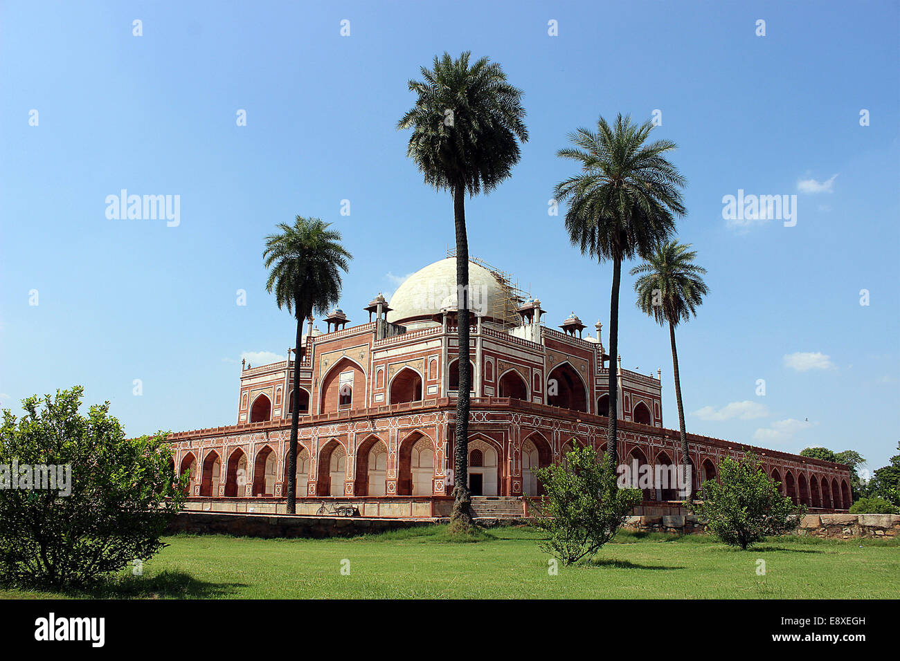 Red sand stone, marble, Mughal, historical monument, humayus tomb, world heritage site, new Delhi, India. Stock Photo