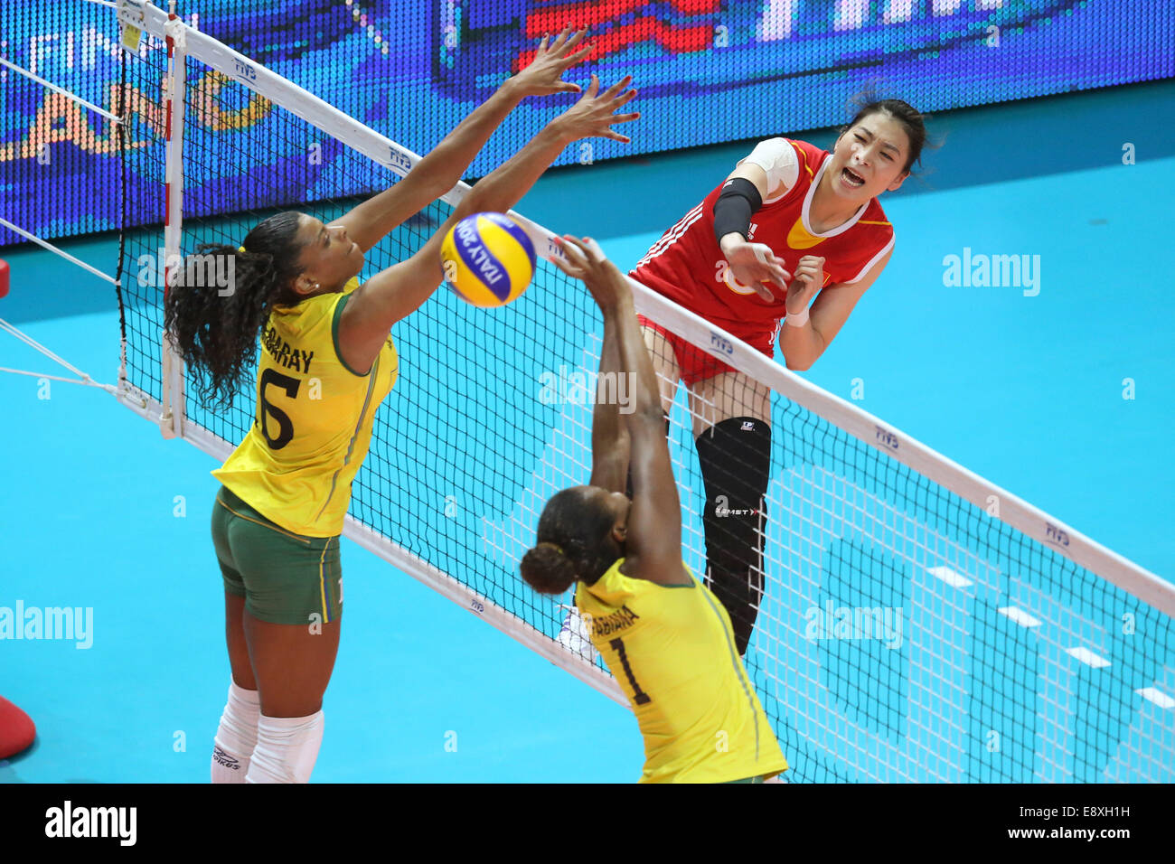 Milano, Italy. 8th Oct, 2014. Yang Junjing (CHN) Volleyball : FIVB ...