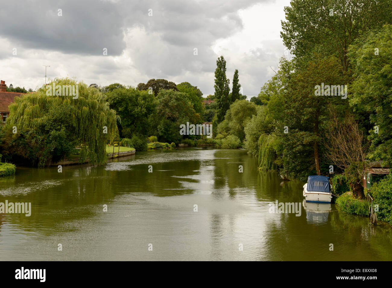 Thames river at Pangbourne, Berkshire, view of river Thames near old touristic village , shot under cloudy yet bright sky Stock Photo