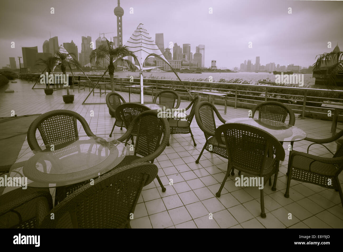 Shanghai restaurant view hi-res stock photography and images - Alamy