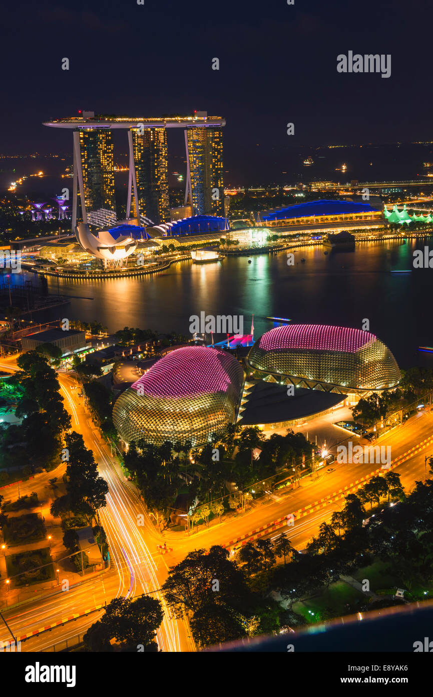 Vertical view marina bay sands hi-res stock photography and images - Alamy