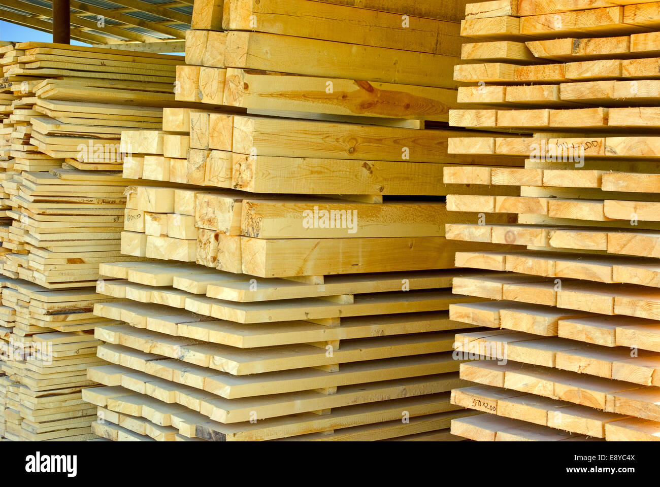 Lumber drying hires stock photography and images Alamy