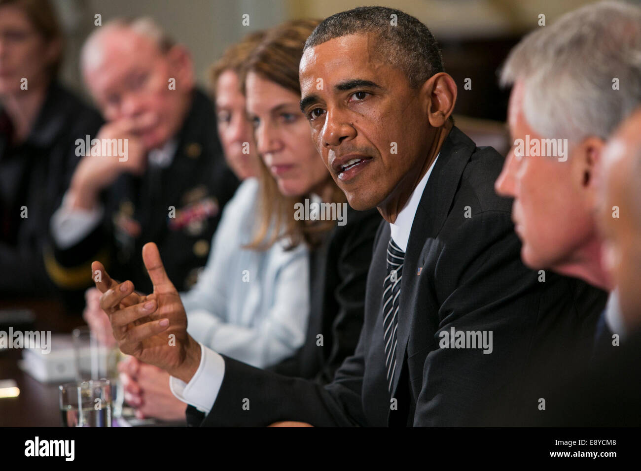 Washington, DC, USA. 15th Oct, 2014. United States President Barack Obama delivers remarks during a cabinet level meeting on the U.S. Government response to the Ebola epidemic in the Cabinet Room of the White House Washington, DC, on Wednesday, October 15, 2014. Credit:  dpa picture alliance/Alamy Live News Stock Photo