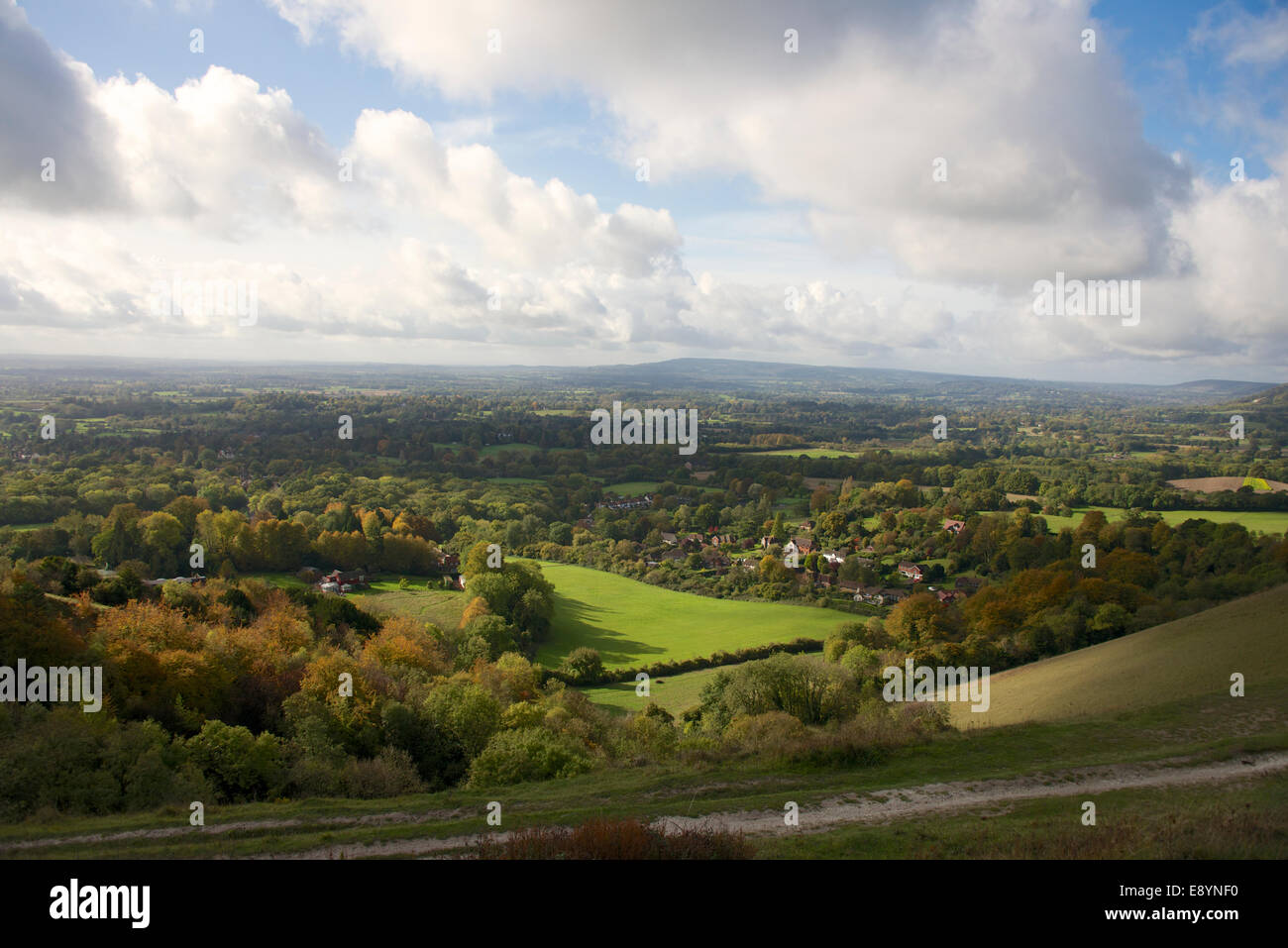 Reigate, Surrey, UK. 16th October, 2014. UK Weather. Building Cumulus