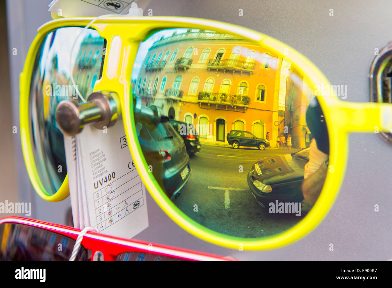 Car stand portugal hi-res stock photography and images - Alamy