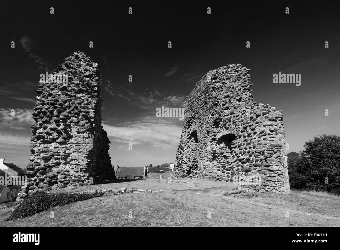 Summer view Christchurch Castle the Great Tower Christchurch castles