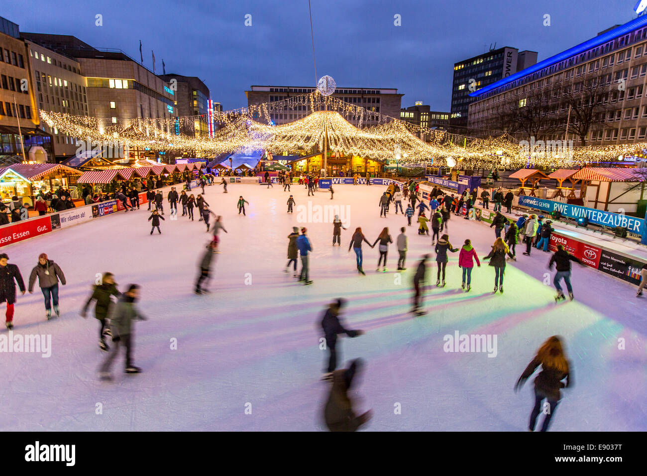 Dining on Ice, open air ice rink in the city center, Kennedy square, Essen, Germany Stock Photo