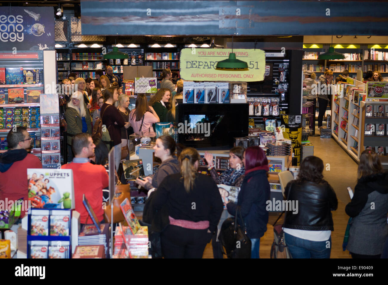 Belfast, Ireland. 16th October, 2014. The large crowd in Easons book