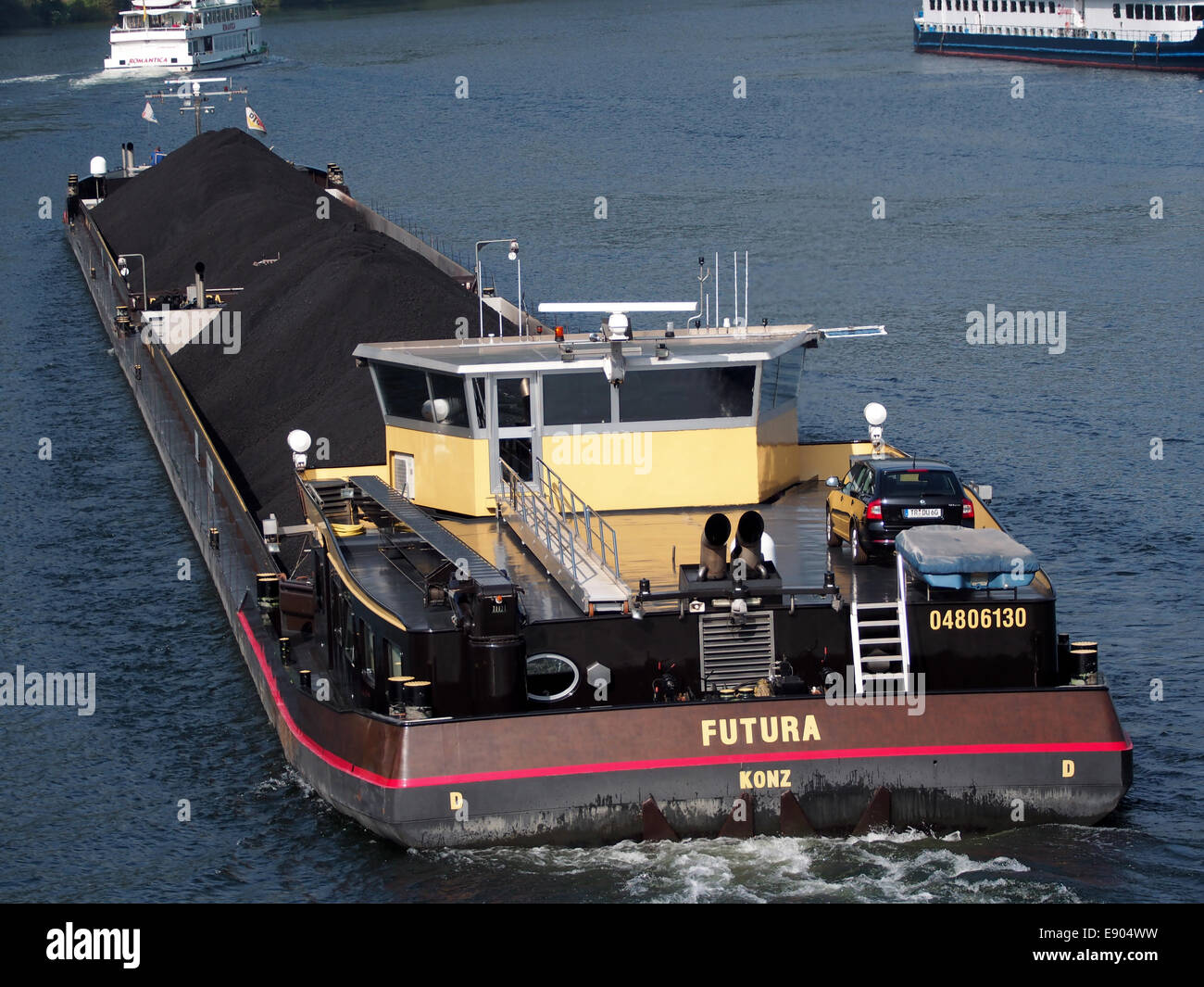 Matura ENI 04806140 & Futura ENI 04806130 on the river Mosel, photo 5 Stock Photo