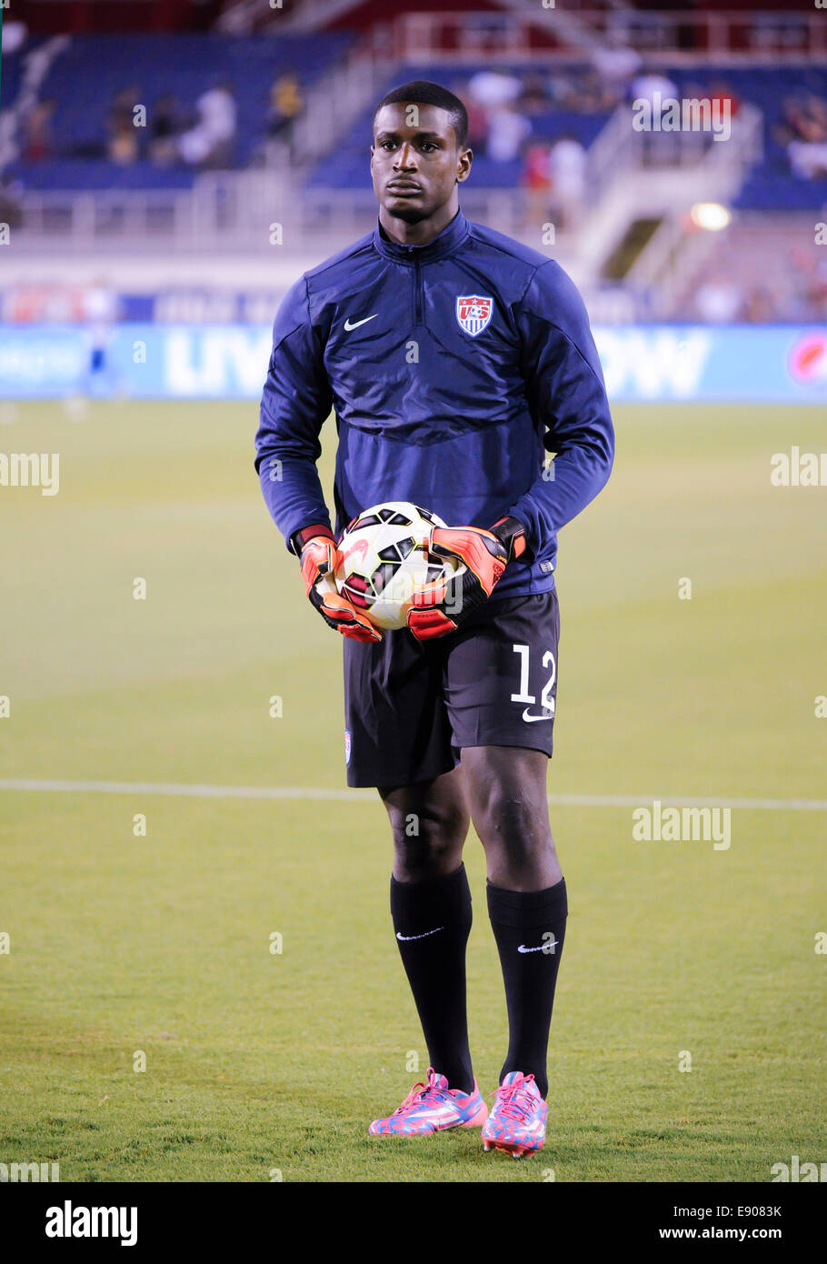Florida, USA. 14th Oct, 2014. United States Goalkeeper Bill Hamid (12) before an international friendly between the US Men's National Team and Honduras at FAU Stadium in Boca Raton, Florida © Action Plus Sports/Alamy Live News Stock Photo