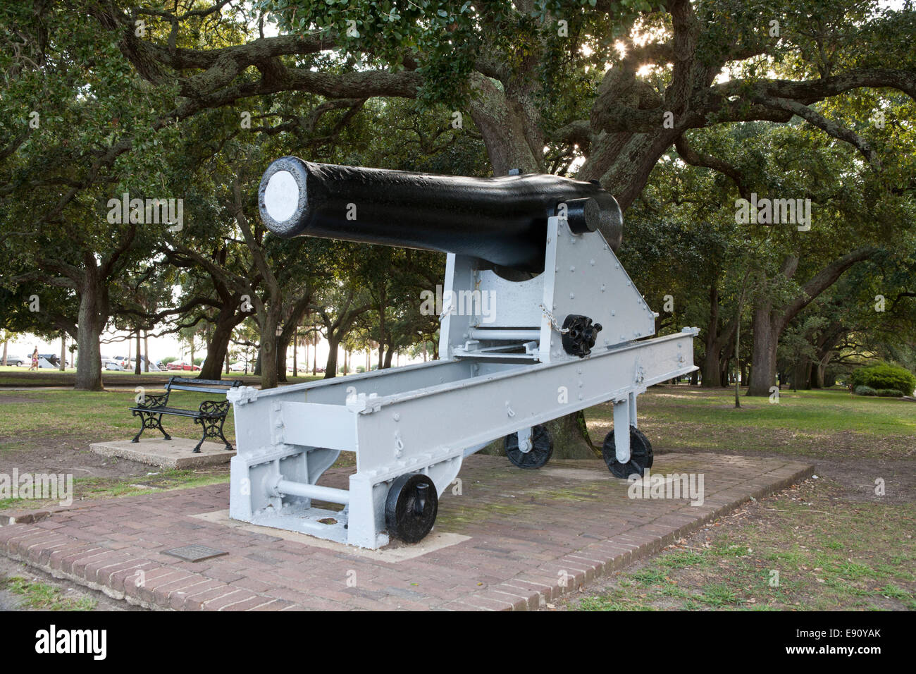 Confederate columbiad cannon used in the defense of Fort Sumter during the American Civil War, White Point Gardens, Charleston. Stock Photo