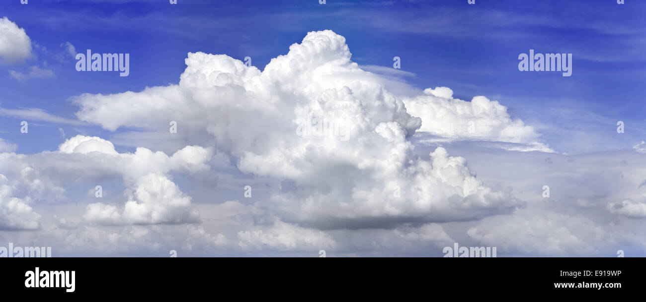 Overcast hi-res stock photography and images - Alamy