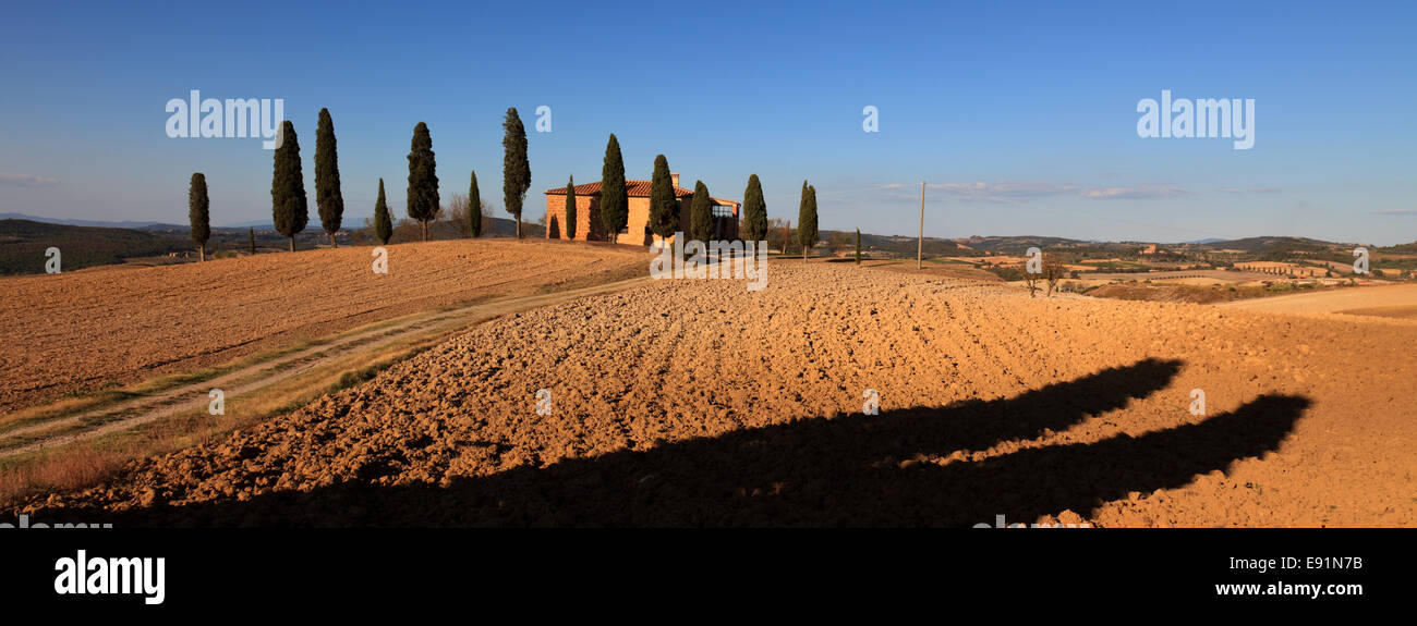 House in Tuscany Stock Photo - Alamy