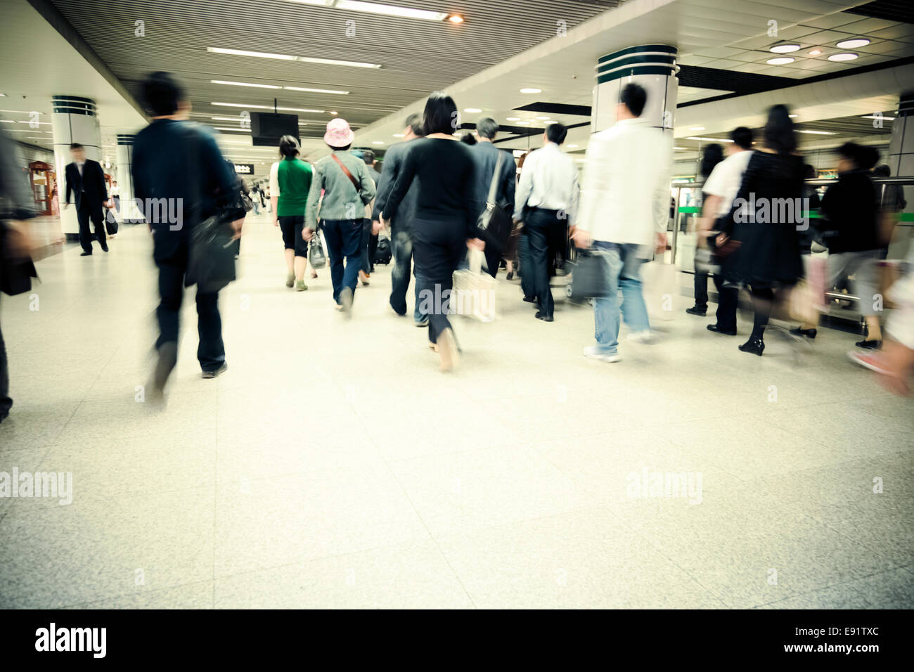 Blur underground crowd hi-res stock photography and images - Alamy