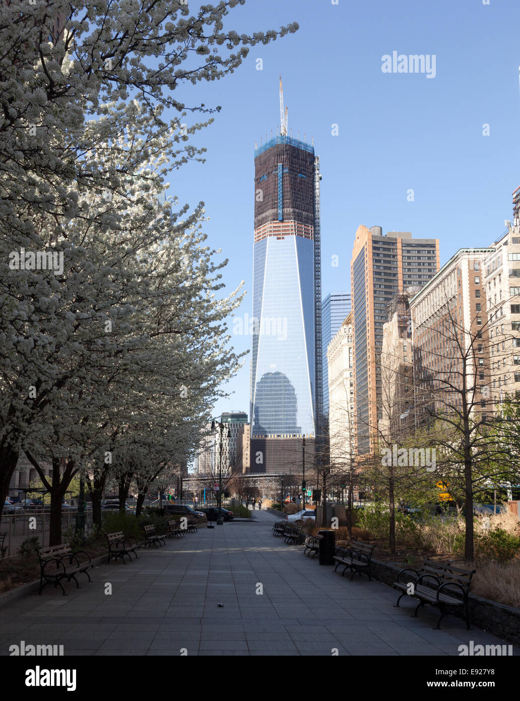 New york usa street cranes hi res stock photography and images Alamy
