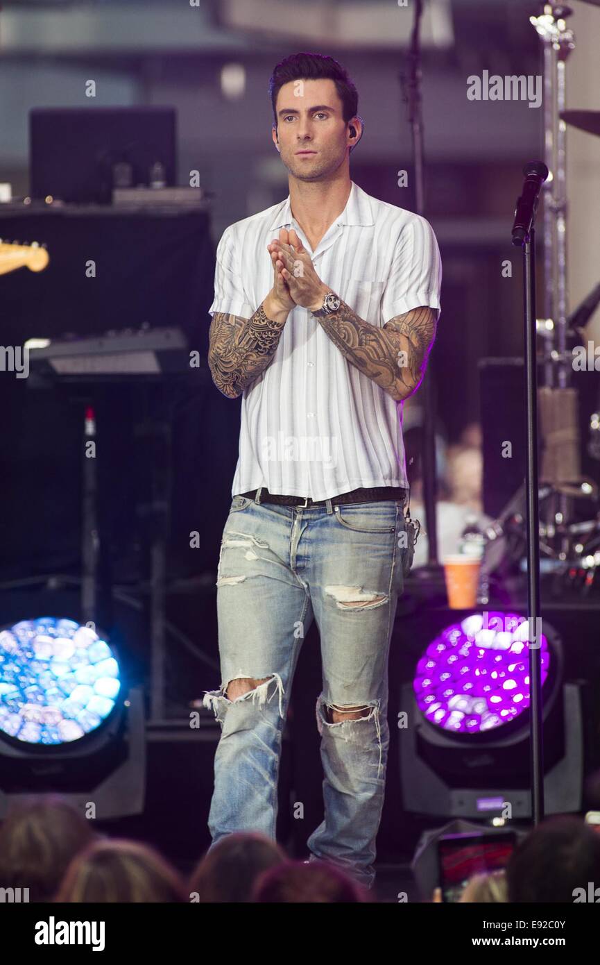 New York City, NY, USA. Adam Levine of Maroon 5 in Concert on NBC's 'Today  Show' at Rockefeller Center in New York City - September 1, 2014 Stock  Photo - Alamy