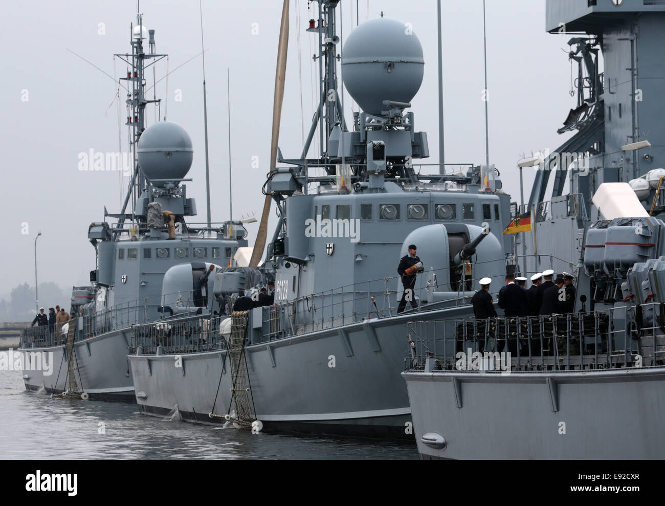 RostockWarnemuende, Germany. 17th Oct, 2014. The speedboats Wiesel (C