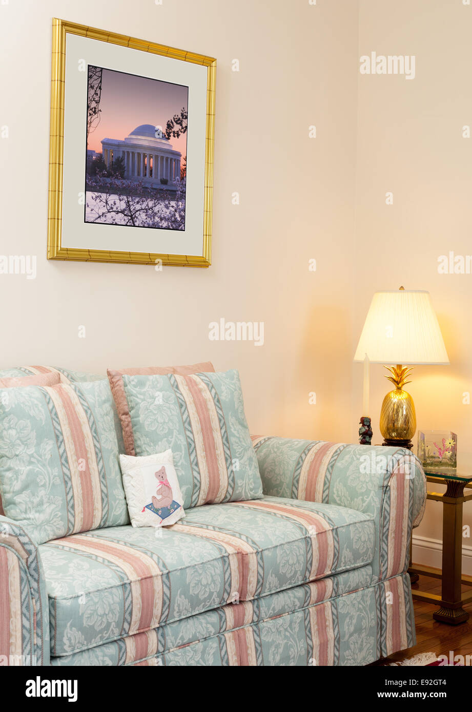 Modern living room with couches Stock Photo Alamy