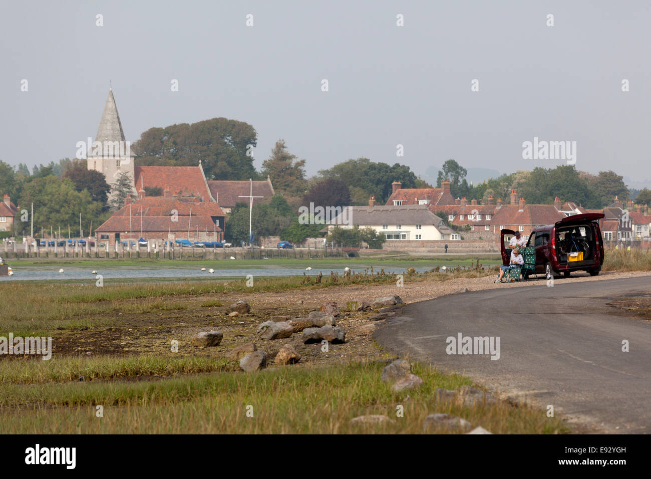Chichester harbour people hires stock photography and images Alamy