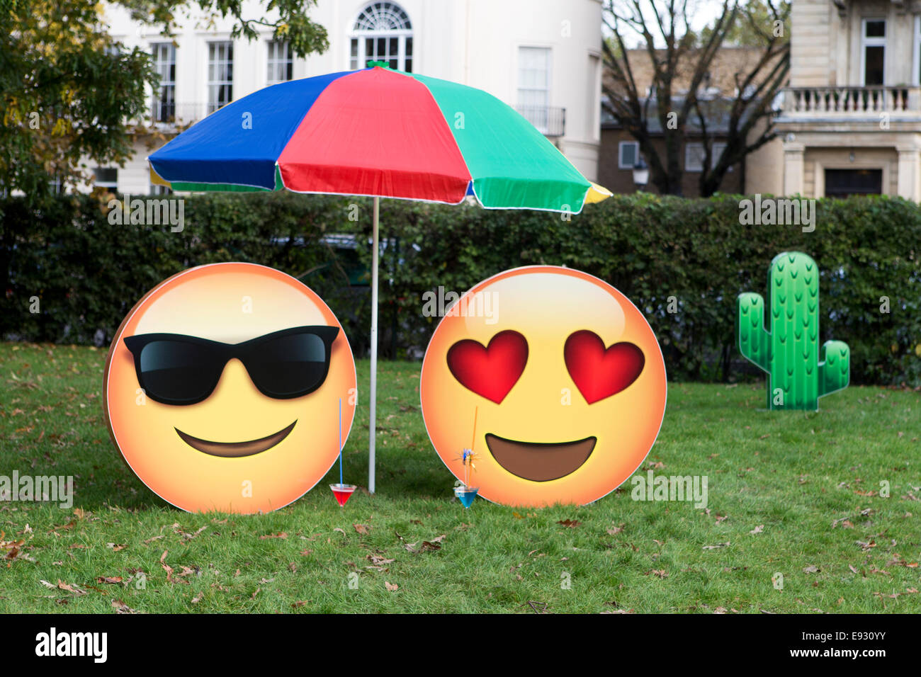 'Can’t Take My Eyes Off You' a sculpture by Gabriele De Santis at the Frieze Art Fair 2014, Regents Park, London, UK. Stock Photo