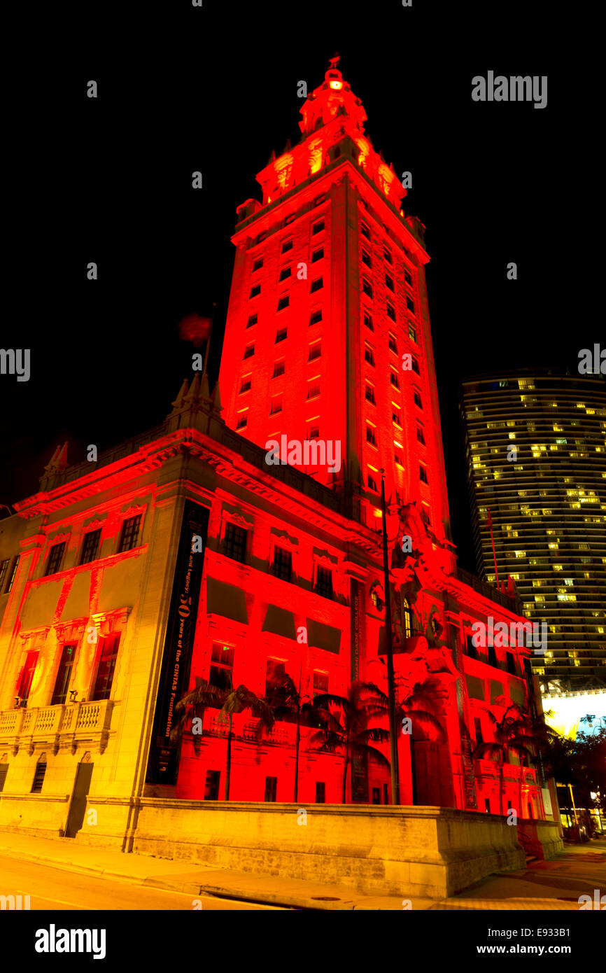 FREEDOM TOWER CONTEMPORARY ART MUSEUM MIAMI DADE COLLEGE DOWNTOWN MIAMI