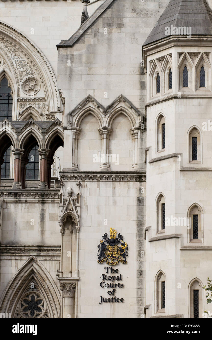 City of london magistrates courts hi-res stock photography and images ...