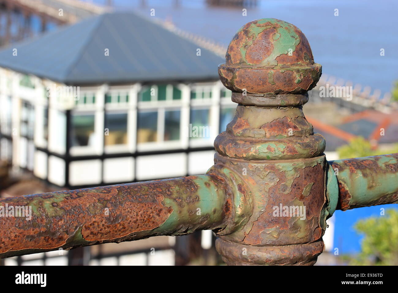 Railing with rust hi-res stock photography and images - Alamy