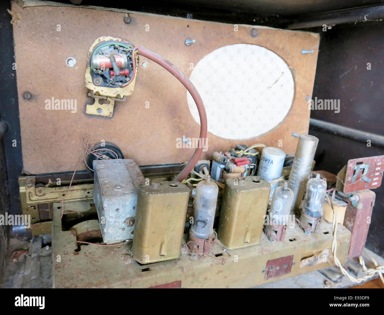 Vintage radio, back view Stock Photo Alamy