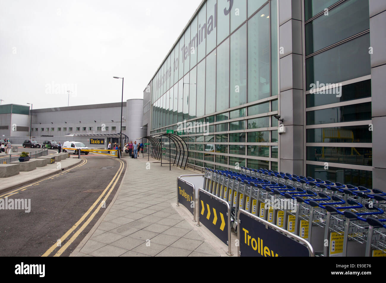 Manchester International Airport Manchester Stock Photo - Alamy