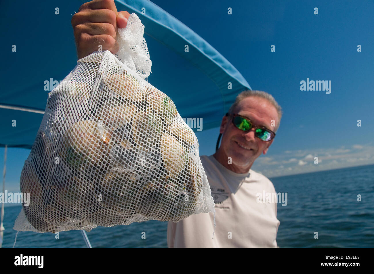 Larry larsen hi-res stock photography and images - Page 11 - Alamy