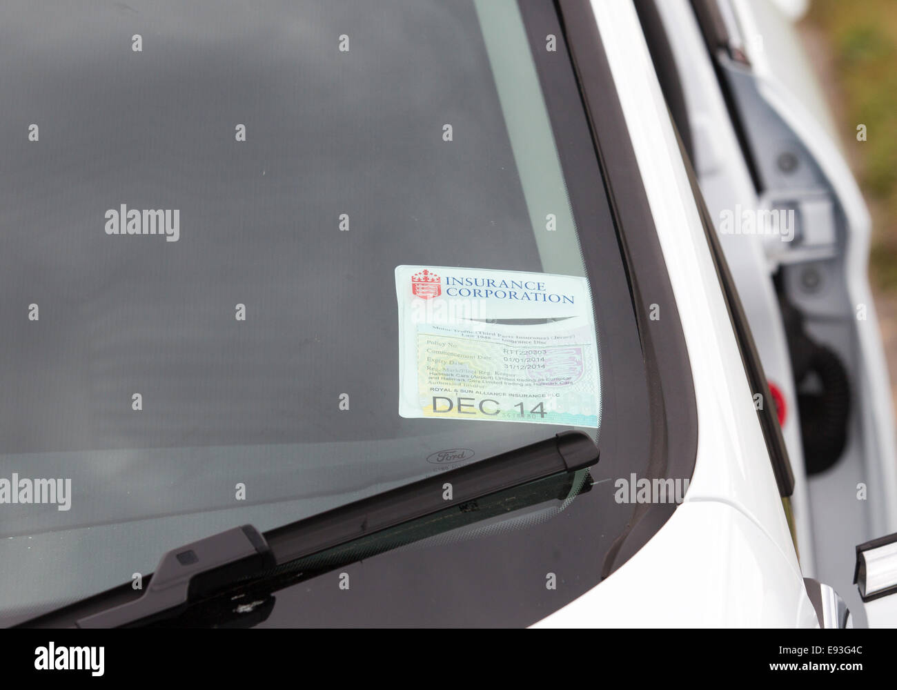 insurance car certificate display windscreen Stock Photo