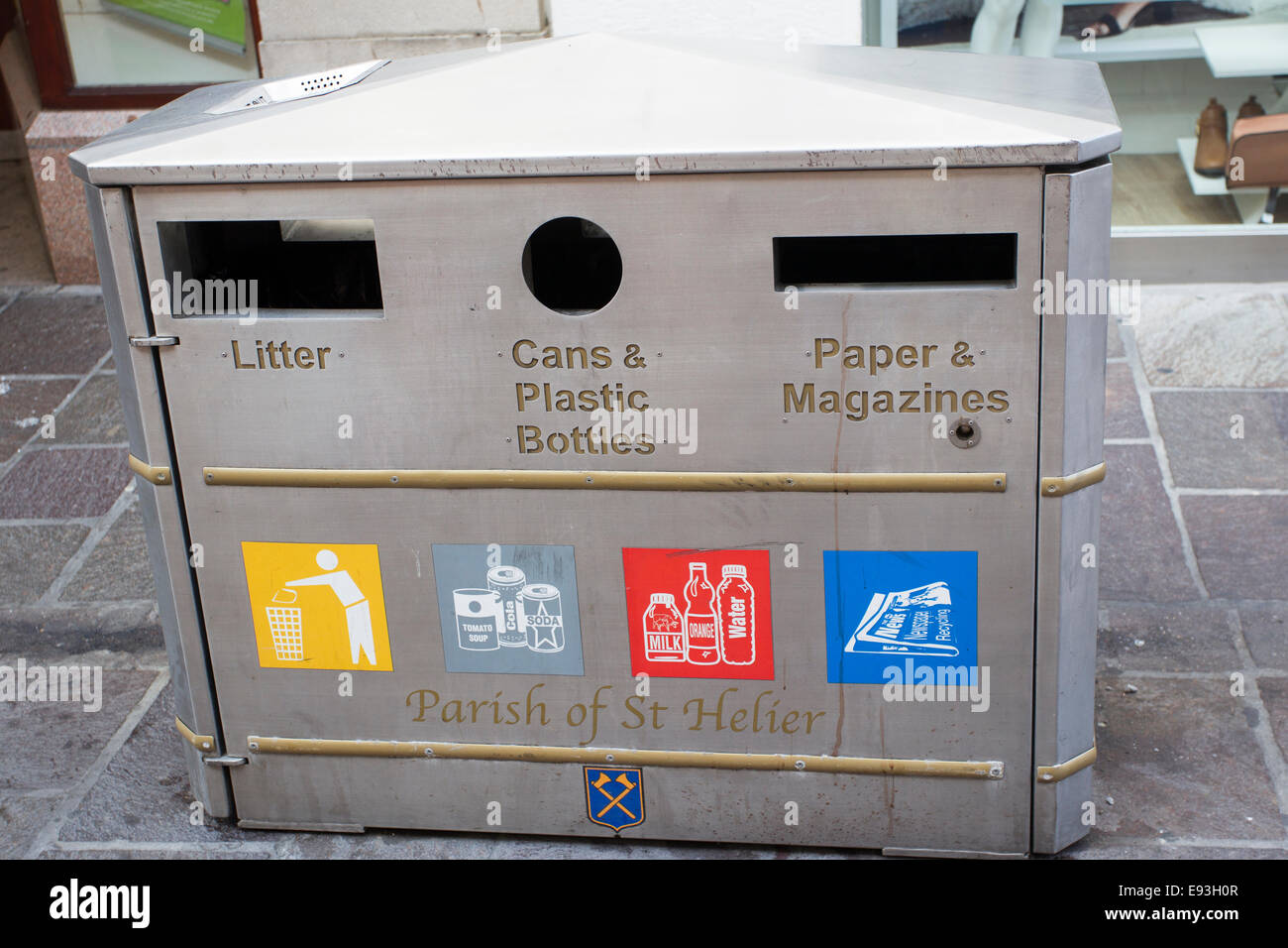 on street recycling bin for litter cans plastic bottles paper magazines