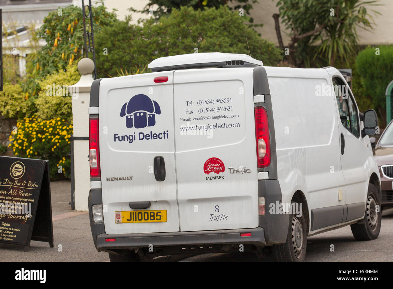 Delivery channel hires stock photography and images Alamy