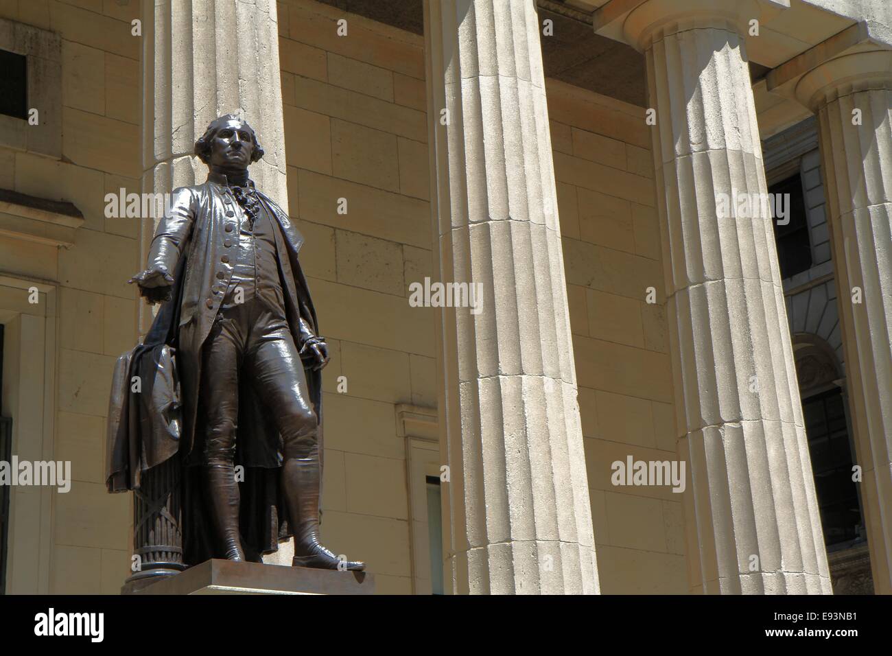 Washington statue at federal Hall, Lower Manhattan, Wall St; New
