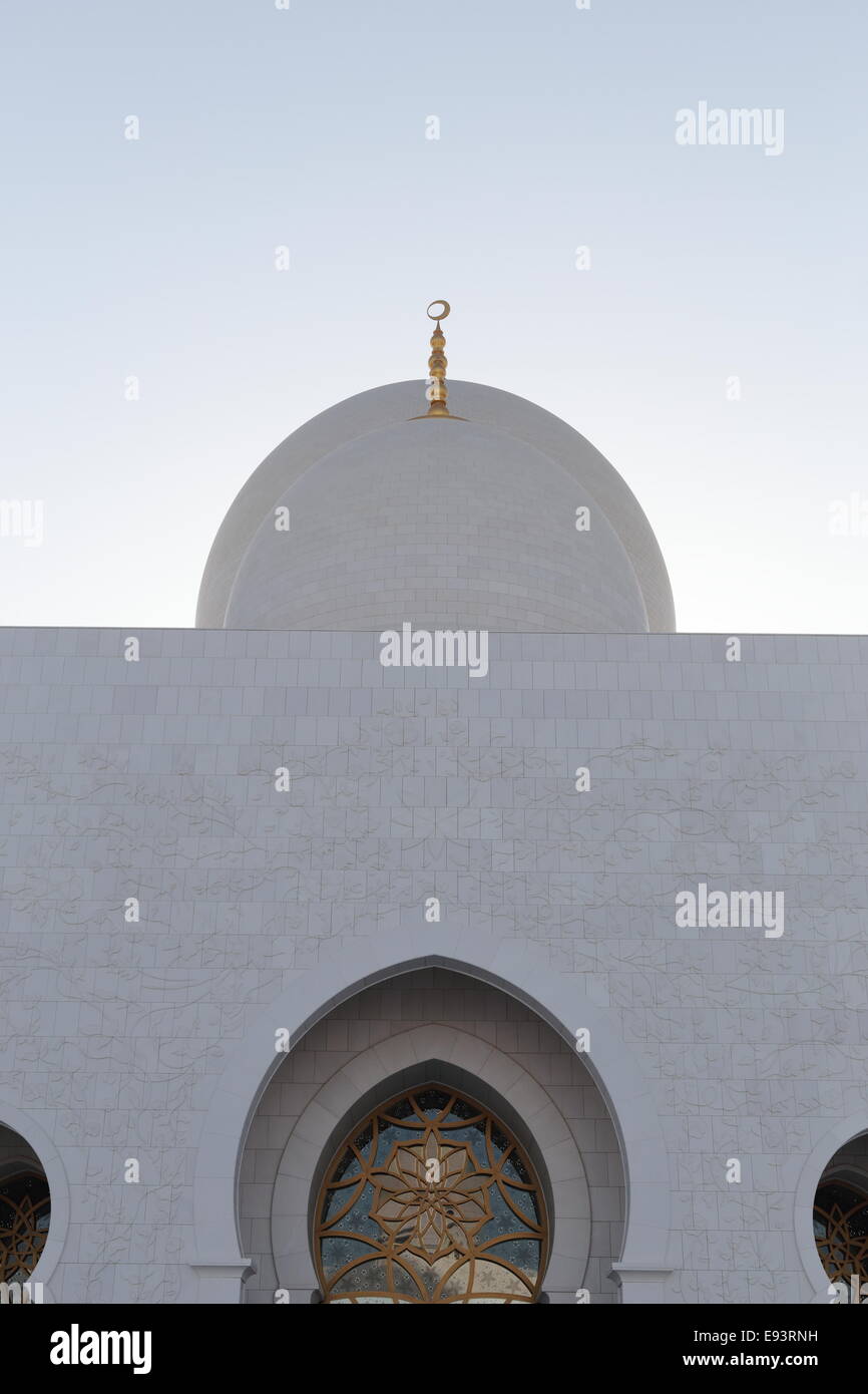 Domes of the Sheikh Zayed Grand Mosque, Abu Dhabi, United Arab Emirates Stock Photo