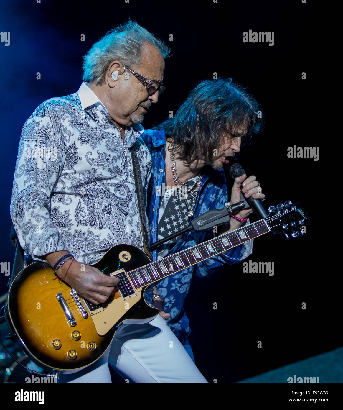 Mick jones foreigner rock band hires stock photography and images Alamy