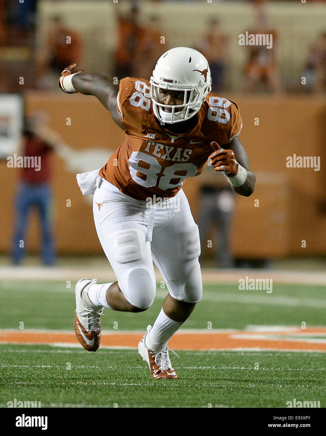 Texas, US. 18th Oct, 2014. Cedric Reed #88 of the Texas Longhorns in ...