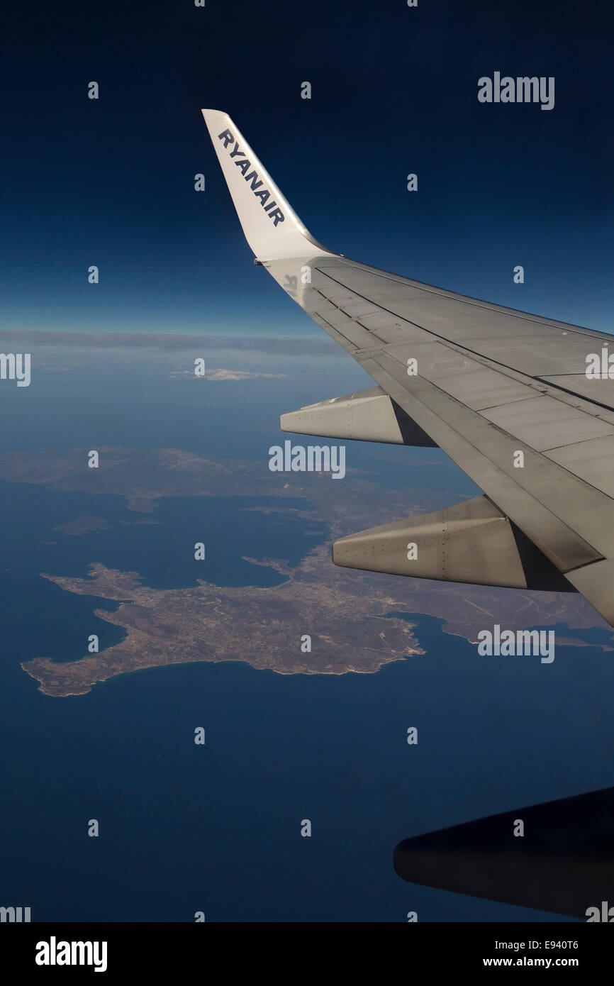 Ryanair Boeing 737800 in Flight to Paphos Cyprus Stock Photo Alamy