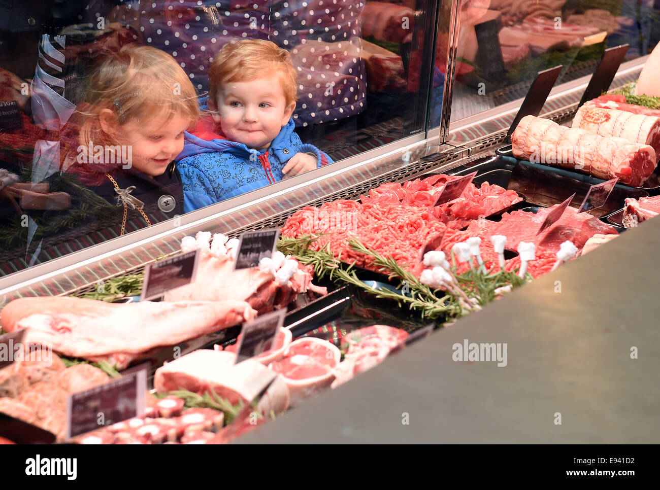 Butchery counter uk hi-res stock photography and images - Alamy