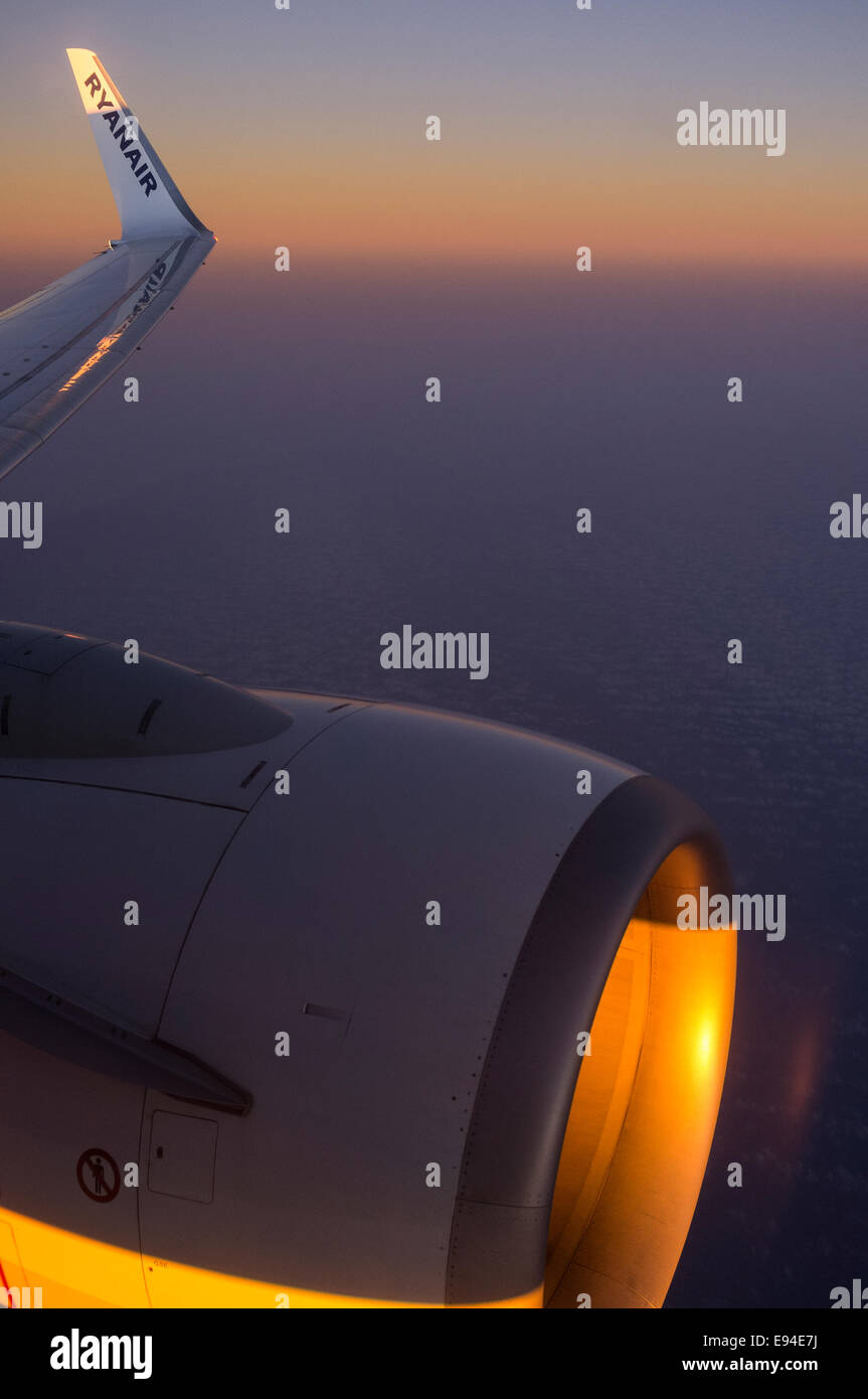 View out the window of a Ryanair Boeing 737-800 flight in the early morning  Stock Photo - Alamy