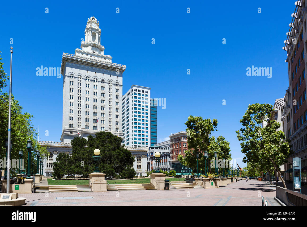 City Hall, Frank H Ogawa Plaza, Oakland, Alameda County, California, USA Stock Photo