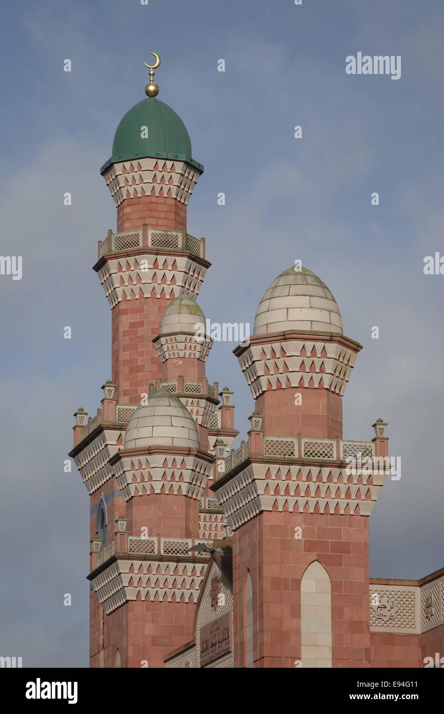 Bradford Grand Mosque, Al-Jamia Suffa-Tul-Islam, Horton Park Ave Bradford, West Yorkshire BD5 0NJ Stock Photo