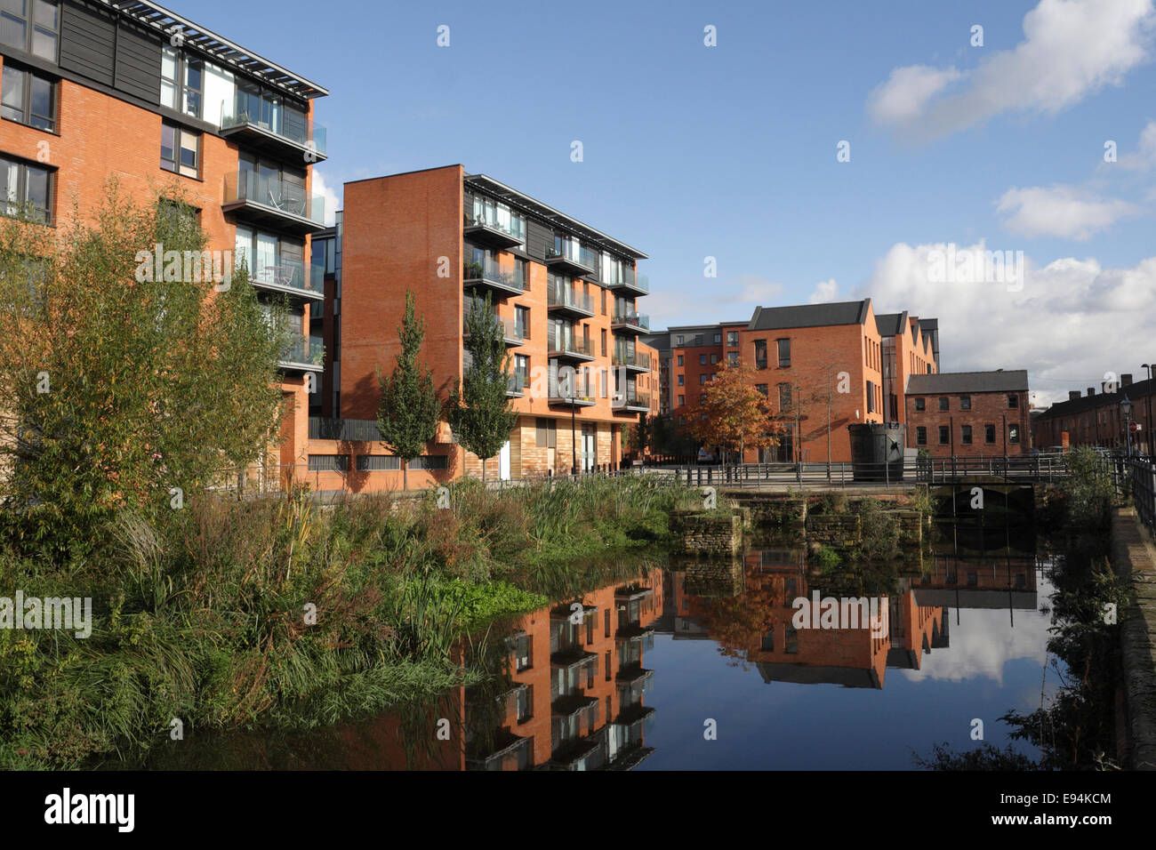 Kelham Island Apartments in Sheffield England, Mill Run in foreground, urban inner city apartments redevelopment Stock Photo