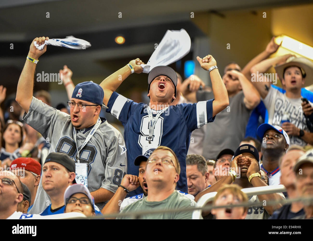 Dallas Cowboys Fans High Resolution Stock Photography And Images Alamy