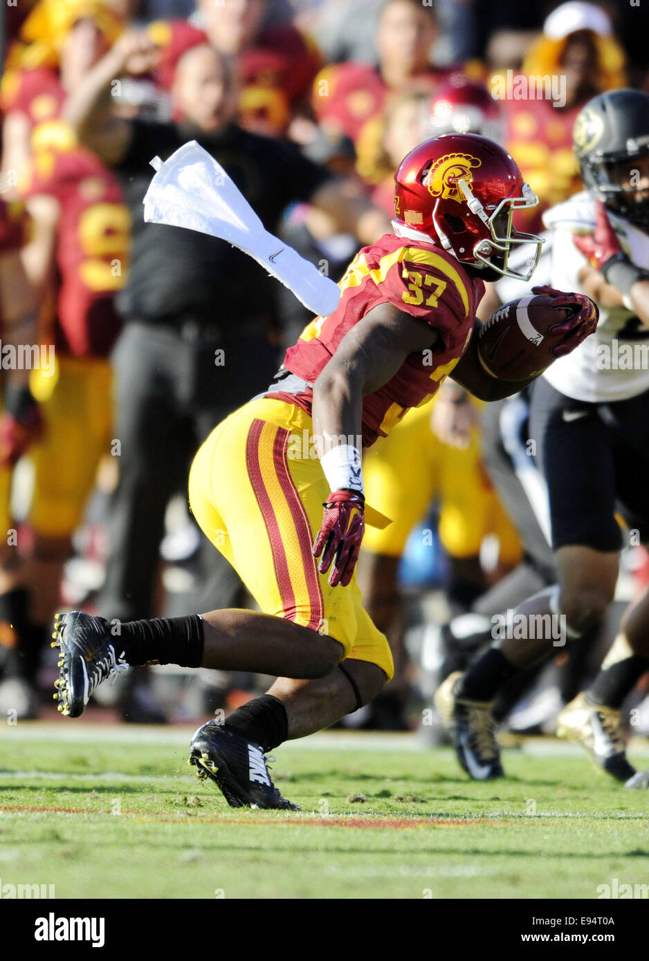 Los Angeles, USA. 18th Oct, 2014. Javorius Allen of the USC Trojans in