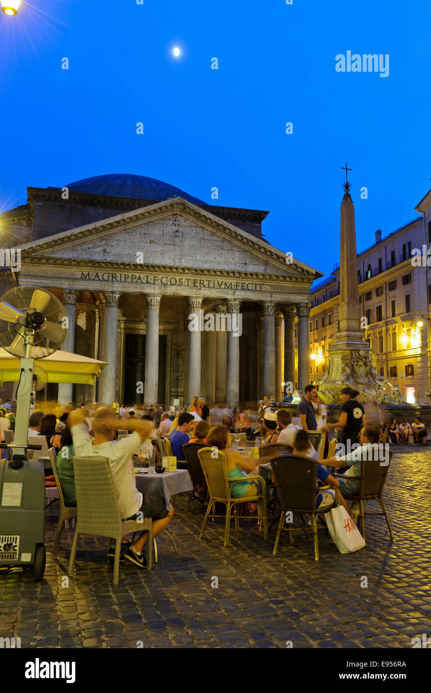 Nightly activities at the iconic Pantheon in the City of Rome, Italy. Stock Photo