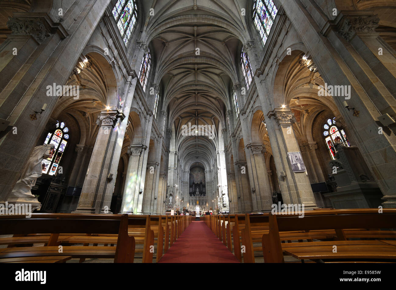 Sainte-Anne-d'Auray (Brittany region) on 201/3/06/21 : the basilica Stock Photo