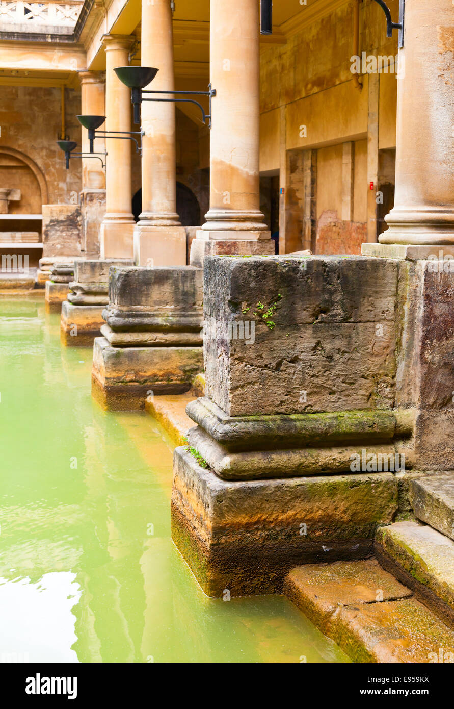 Roman baths museum bath england hi-res stock photography and images - Alamy